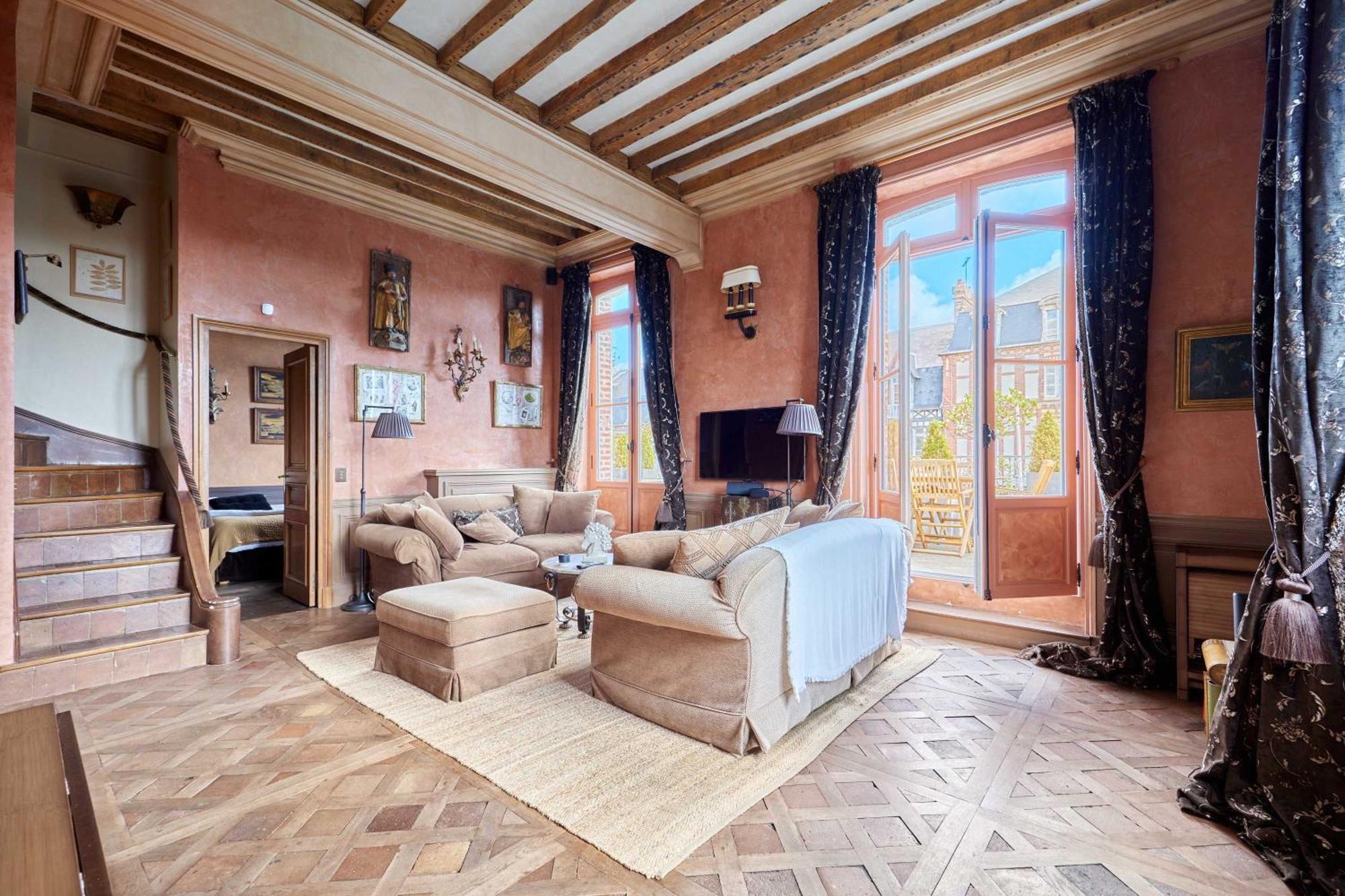 Luxurious 4 Bedroom Duplex, 200M From Place Morny Deauville Buitenkant foto